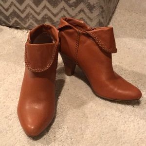 Tan braided cuff booties